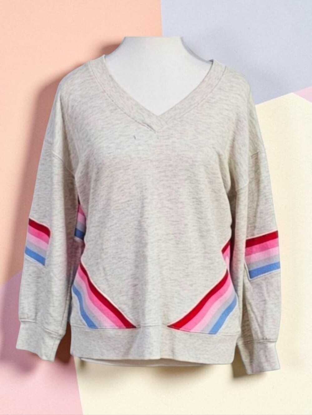 DEMOCRACY | COTTON BLEND CROPPED SLEEVE DOUBLE V NECKLINE SWEATSHIRT PUL…